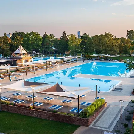 Thermalpark База отдыха Дунайска-Стреда